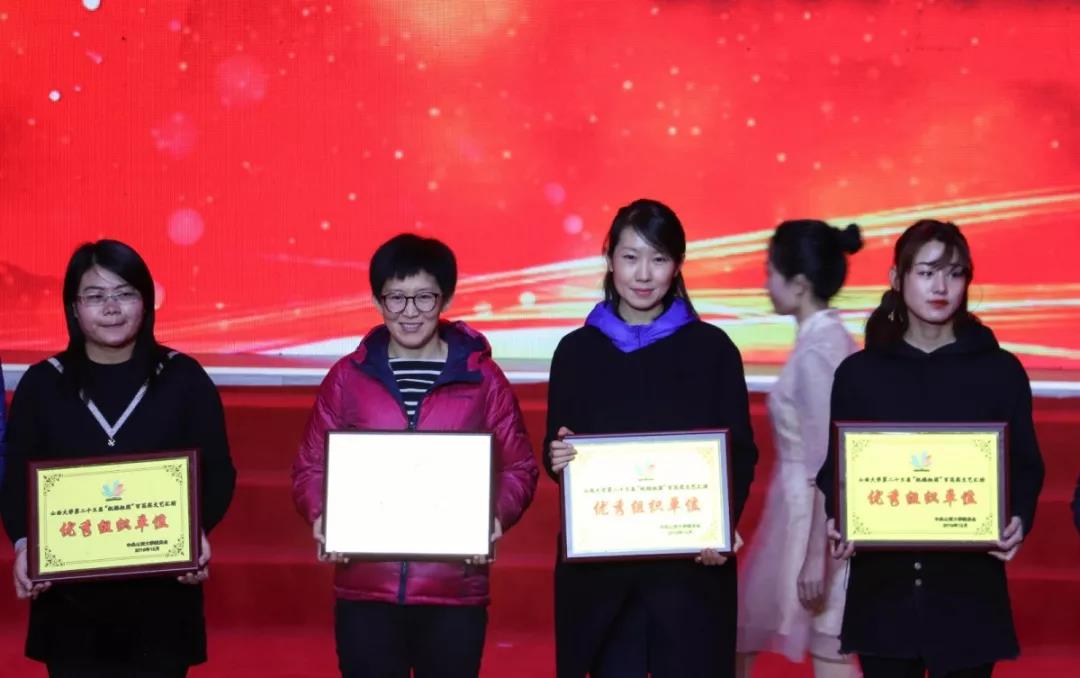 ff6b42b85f224d19b53ba736c259b887.jpg ff6b42b85f224d19b53ba736c259b887.jpg