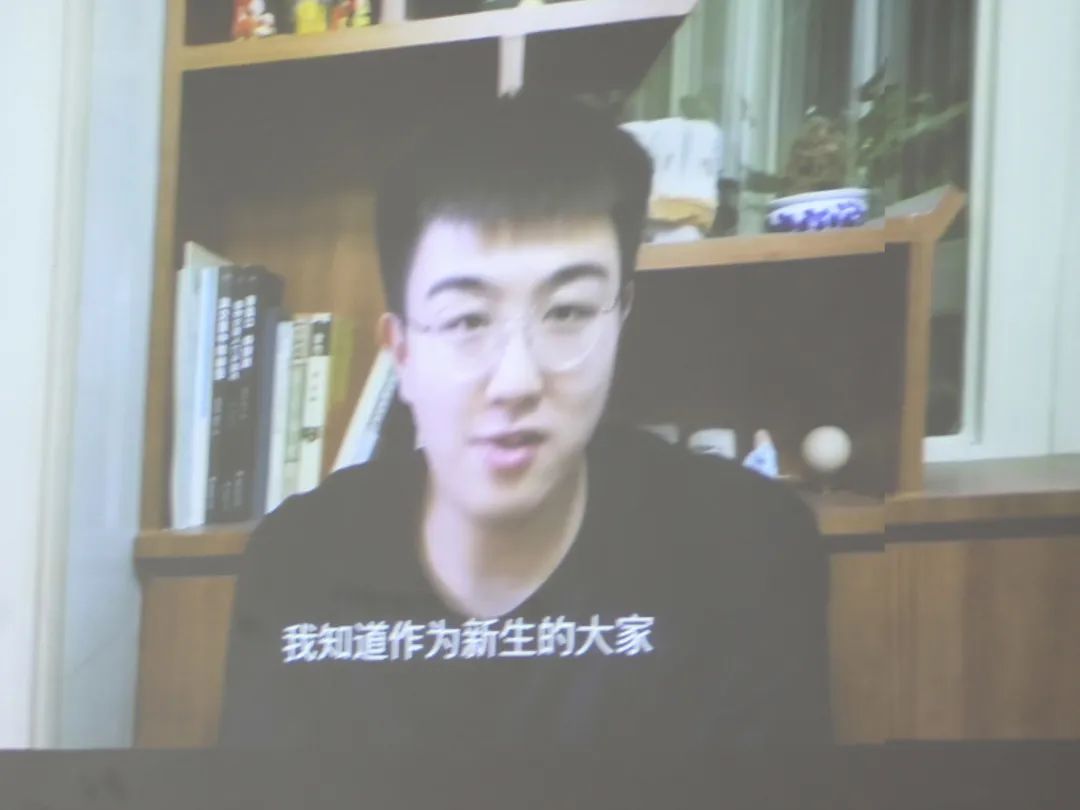 7169e72763184819a0df2ef819d2bbc2.jpg 8888f1c6cd87aacae7e2013.jpg