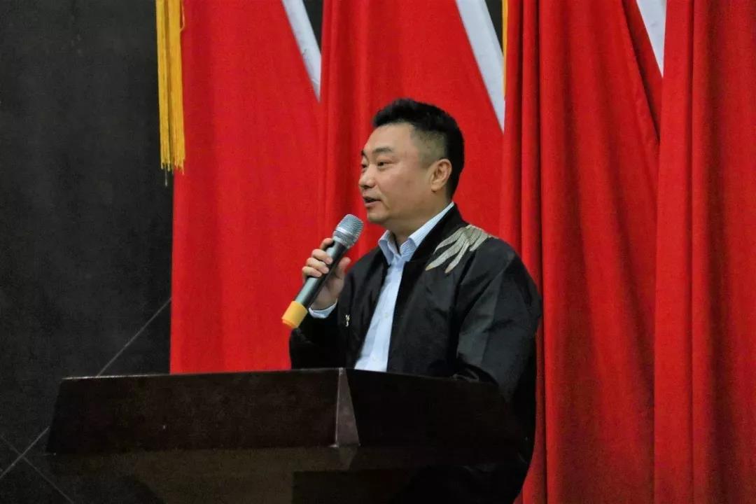 304f1bc6218c4220a086182917b34fc9.jpg 304f1bc6218c4220a086182917b34fc9.jpg